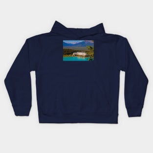 Canada. Lake Louise. Chateau Lake Louise. Kids Hoodie